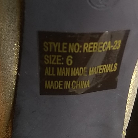 NEW Breckelle Heels shoes gold size 6 lace up ankle strap 4"heel - Picture 3 of 9